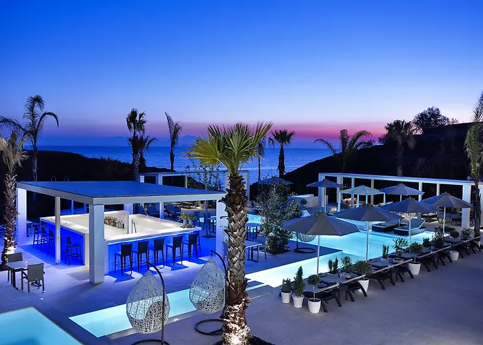 Aurora Luxury Suites